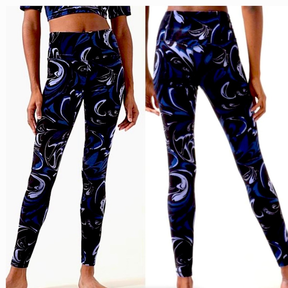 Athleta elation velvet legging size XS blue black
